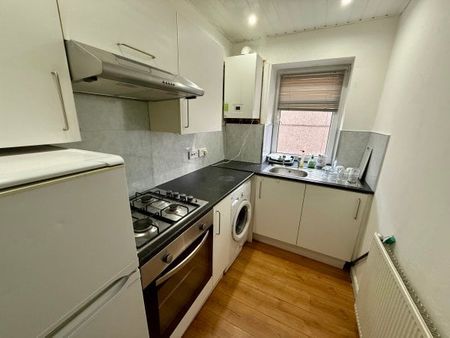 Bell Street, Airdrie, ML6 - Photo 4