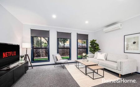 Great Cental Location - Photo 4