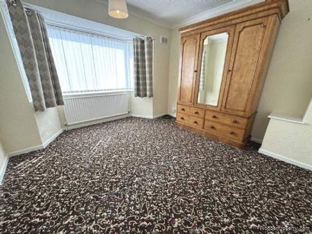 3 bedroom property to rent in Blackpool - Photo 4