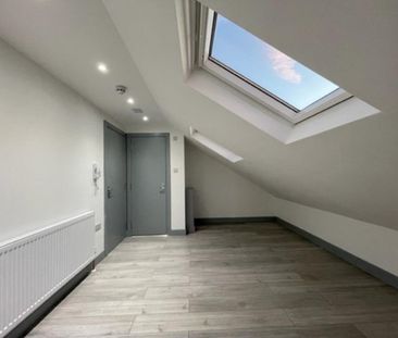 Studio to rent - Photo 6