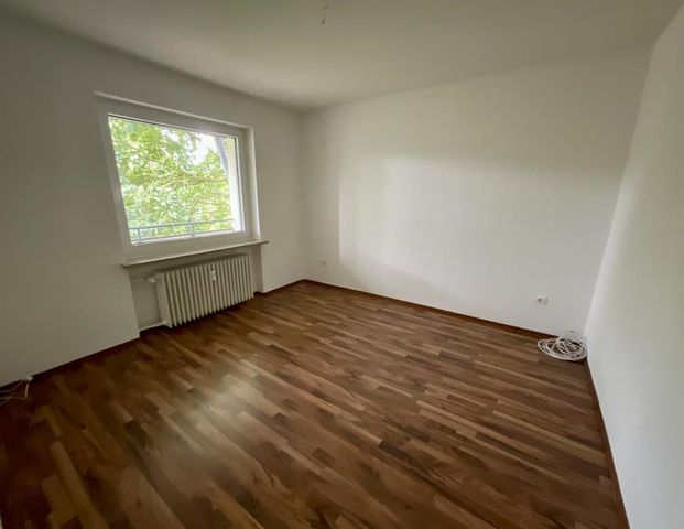 3-Zimmer-Wohnung mit Balkon und Küchenzeile in Fedderwardergroden! - Foto 1