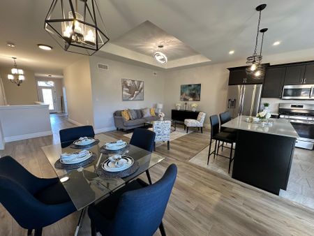 For Lease - 28 MATHEOS Crescent, Quinte West, Ontario - Photo 2