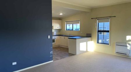 Modern Cottage Living - Photo 2