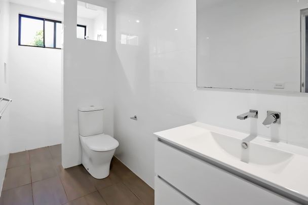 Modern Coastal Living with Harbour Views - Photo 1