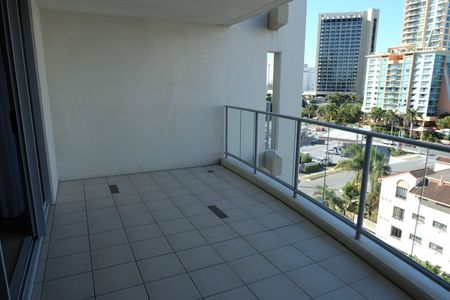 Highly sought after 2bedroom, 2 bathroom and 2 carpark unfurnished apartment - Photo 4