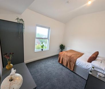 7 Beds - Terraced House - - Photo 1