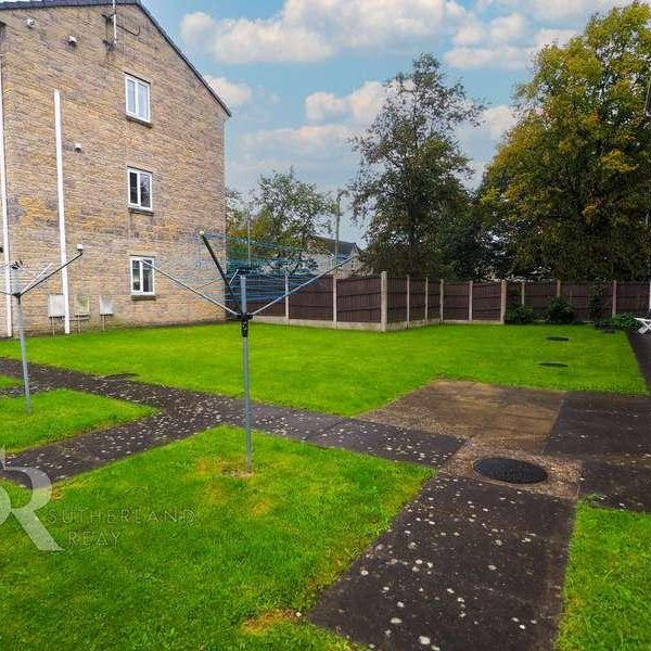 Hayfield Road, Chapel-en-le-frith, SK23 - Photo 1