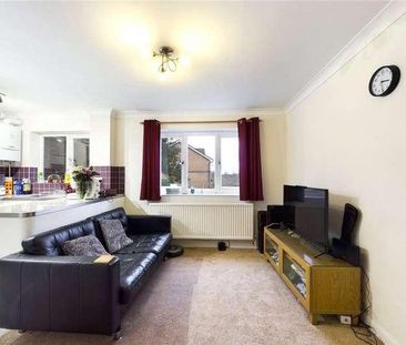 Hawkley Drive, Tadley, Hampshire, RG26 - Photo 1