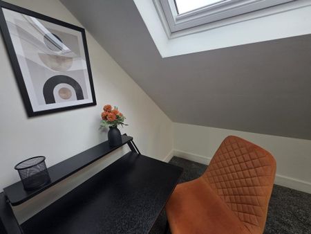 Studio to rent - Photo 2