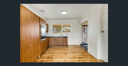Comfortable Family Living in Davoren Park - $490 Per Week - Photo 5