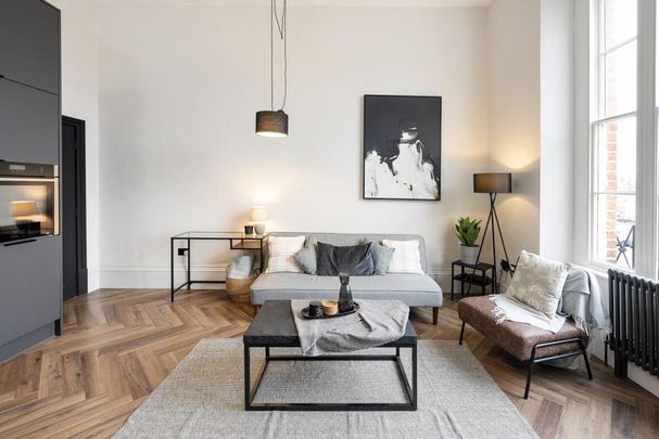 2 bedroom flat to rent - Photo 1