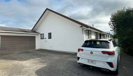 A good location! - Photo 5