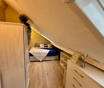 Room in a Shared House, Chiswick High Road, W4 - Photo 1