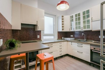 Bright double room in Ventura Rodriguez - Photo 4