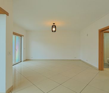 Moradia T4 para Arrendar no Estoril (Livramento), Sem Móveis - Photo 3