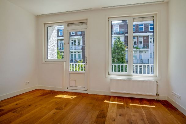 Appartement te huur: Amstelkade 25-B 1078 AD Amsterdam - Photo 1