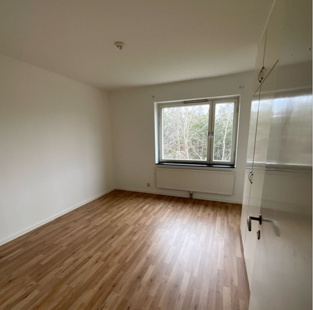 Holavedsvägen, Lidingö - Photo 2