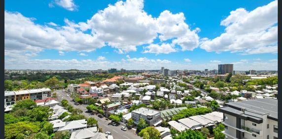 1311/477 Boundary Street, Spring Hill - Photo 2