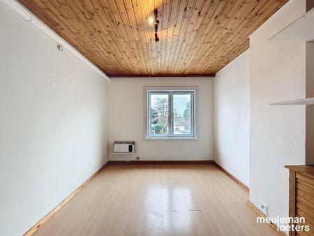 Verzorgde rijwoning met 3 ruime slaapkamers - Photo 5