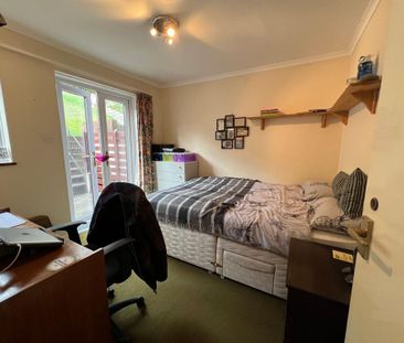 5 bedroom terraced house to rent - Photo 2