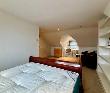 4 bedroom terraced house to rent - Photo 5