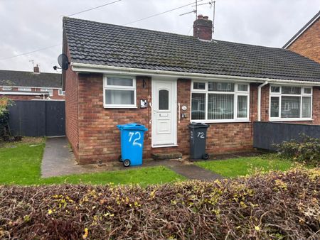 1 bedroom semi-detached bungalow to rent - Photo 4