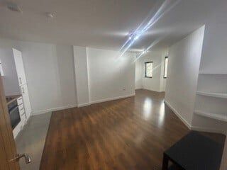 29 Touthill Placed PE1 - Photo 2