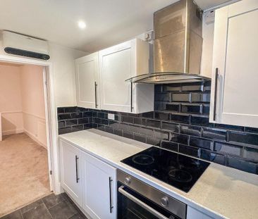 2 bedroom terraced house to rent - Photo 6