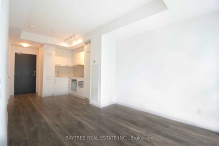 87 Peter Street #2015 - Photo 4