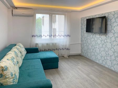 Apartament de inchiriat in Ploiesti, zona Ultracentrala - Fotografie 2