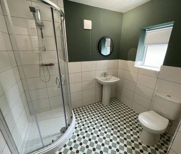 1 Bed Flat, Seymour Road South, M11 - Photo 3