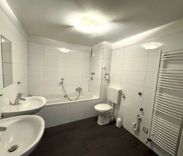 Großzügige Erdgeschosswohnung mit Balkon in Bredeney! - Photo 5