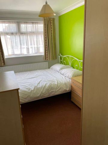 The Silvers, Broadstairs (2) Kent CT10 2PF - Photo 5