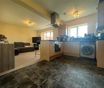 Glebe Way, Hanworth, Middlesex, TW13 6HH - Photo 6