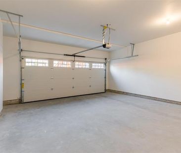 Modern Living, Zero Hassle – 4 Bed Home In Fleetwood. Double Garage - Photo 3