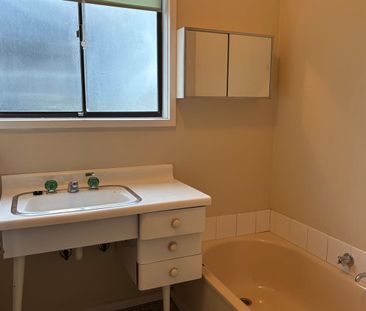 PRACTICAL LIVING. - Photo 4