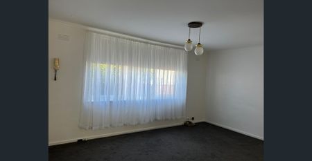 LOW MAINTENANCE LIVING IN A SOUGHT-AFTER CLIFTON HILL LOCATION - Photo 5