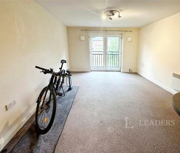 1 bedroom flat to rent - Photo 2
