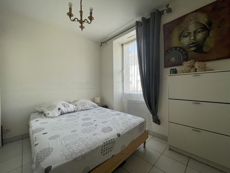 Appartement T3 - Saint-Yvi - Photo 4