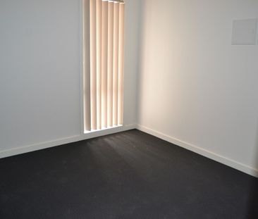 Conveniently Located Unit&excl;&excl; - Photo 6