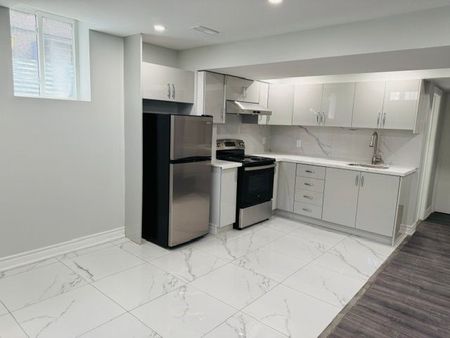 For Lease - 10 Bons Avenue, Clarington, Ontario - Photo 3