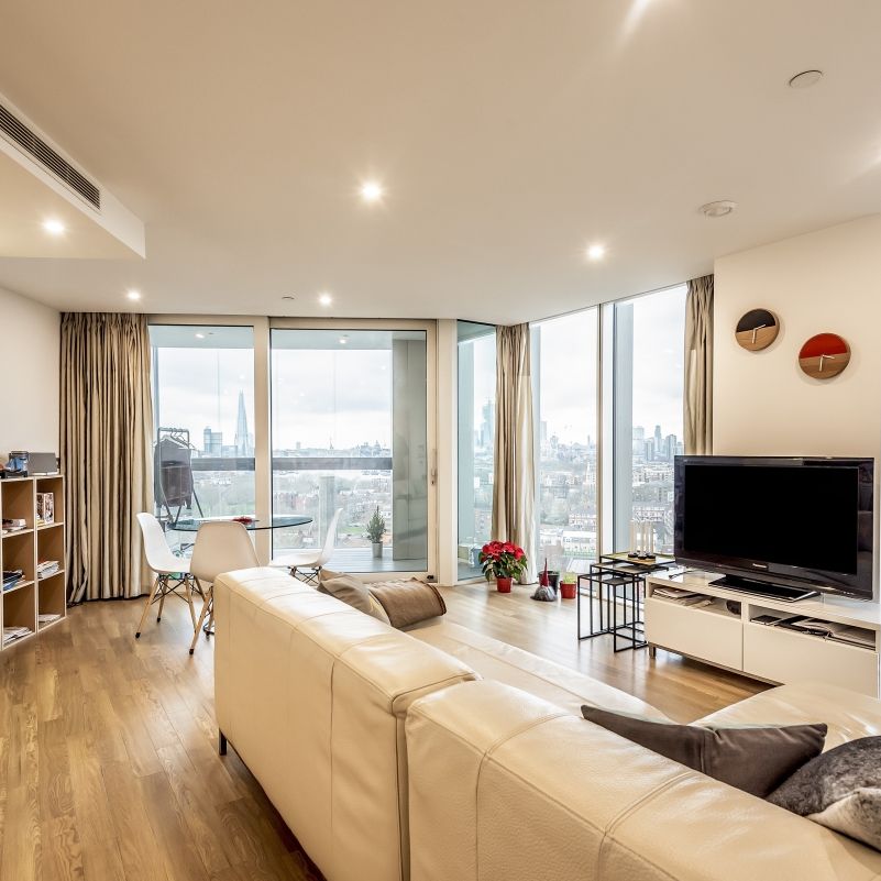Surrey Quays Road, London, SE16 - Photo 1