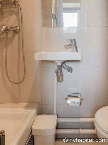 Logement à Paris, Location meublée - Photo 3