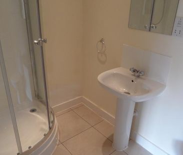 1 bedroom ground floor flat to rent - Photo 5