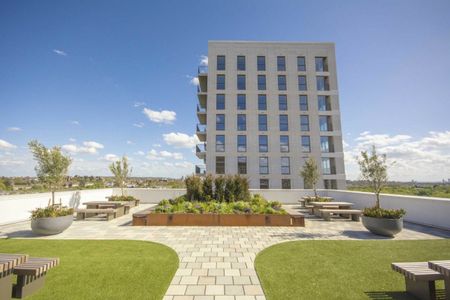 Silkstream, NW9, London - Photo 3