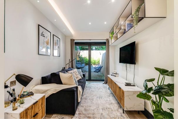 1 bedroom serviced apartment to rent - Photo 1