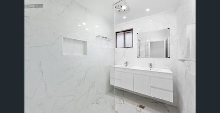 Spacious backyard for the growing family - Photo 2