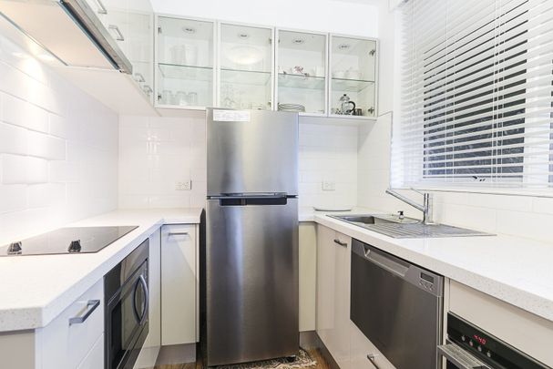 10/2 King William Street, Fitzroy VIC 3065 - Photo 1