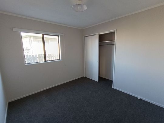 2 bedroom in Kilbirnie - Photo 1