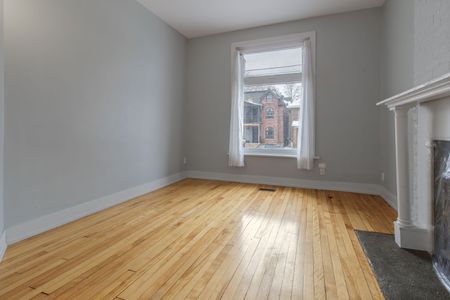 72 Fifth Avenue - 1 - Photo 4